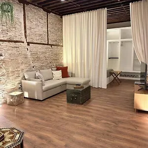 Recoletos, Casco Historico De Apartamento