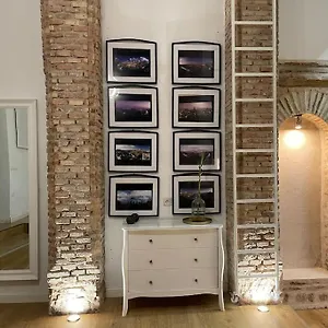 Andimi, Historico. Apartamento